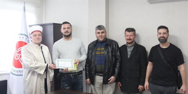 Tatil için Denizli'ye geldi, Müslüman oldu