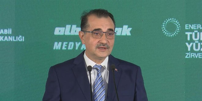 Bakan Dnmez aklad: Elektrik ve doal gazda indirim olabilir