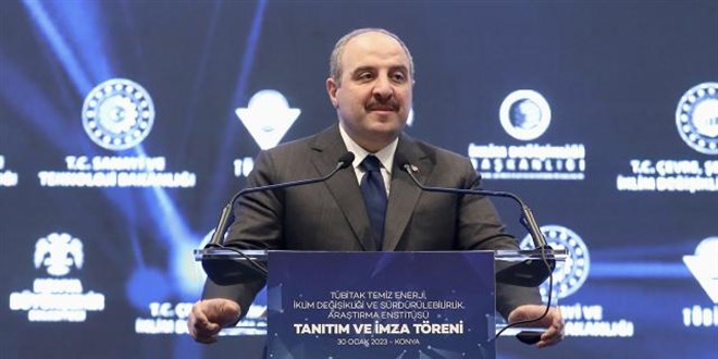 Bakan Varank: Kutuplara giden bilim insanlarının arasında 3 lise öğrencisi var