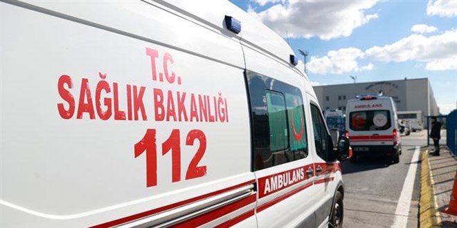 Aksaray'da minibüsün devrilmesi sonucu 7 kişi yaralandı