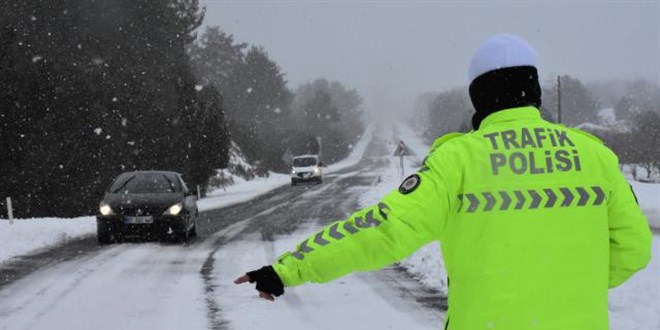 Mu�la-Denizli karayolu kar nedeniyle ula��ma kapat�ld� - Son Dakika Haber