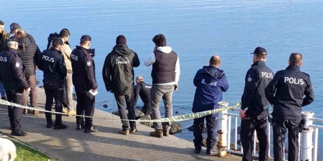 2 �ocuk annesi kad�n�n cesedi denizden ��kt� - Son Dakika Haber