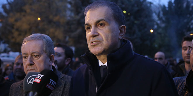 Ömer Çelik: Adana'da şu ana kadar 60'a yakın can kaybı var