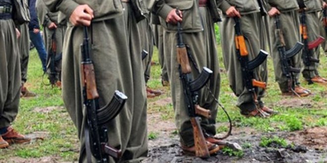 PKK/YPG'li terristler ncpnar Hudut Karakolu'na roketatarla saldrd
