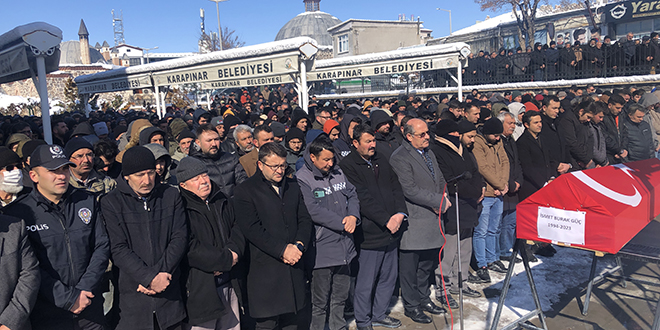 Polis memuru ile astsubay eşi Hatay'da depremde hayatını kaybetti