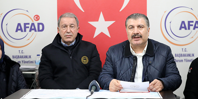 Bakan Koca: Depremlerde 5 bin 434 kişi hayatını kaybetti