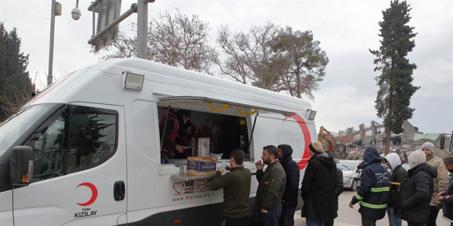 Türk Kızılay psikososyal destek ekiplerini deprem bölgesine yönlendirdi