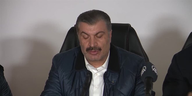Bakan Koca: 17 bin 406 kişinin hayatını kaybetti