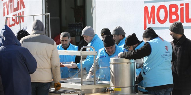 TDV, Kahramanmara'ta scak yemek kapasitesini gnlk 10 bin kiiye ykseltti