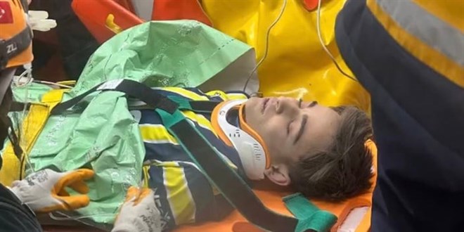 16 yaşındaki çocuk depremden 119 saat sonra kurtarıldı