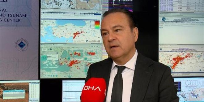 Prof. Dr. Özener: 7-8 metreye varan kaymalar gözlemlendi