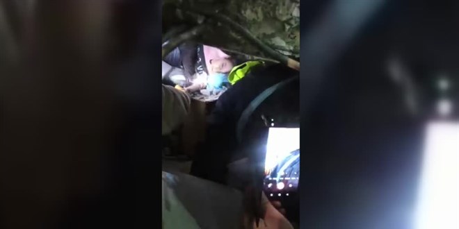 Adyaman'da 158 saat sonra enkazdan karlan Asima'nn istei jelibon oldu