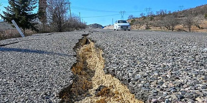 Kanadal sismolog: Beklemediimiz byk bir depremdi