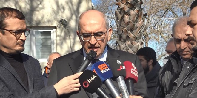 Hastane projesini belediye iptal etti, doktor açlık grevine başladı