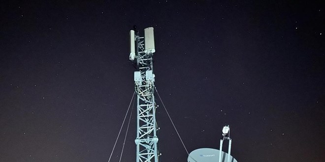 Deprem bölgesine kurulan mobil baz istasyonu sayısı 400'ü aştı