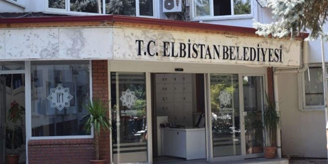 Elbistan'da kaymakamlık ve belediye hizmetleri yeniden başladı