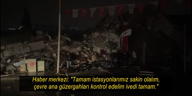 Depremin ilk anları polis telsizinde: AVM civarındaki tüm binalar yıkılmış
