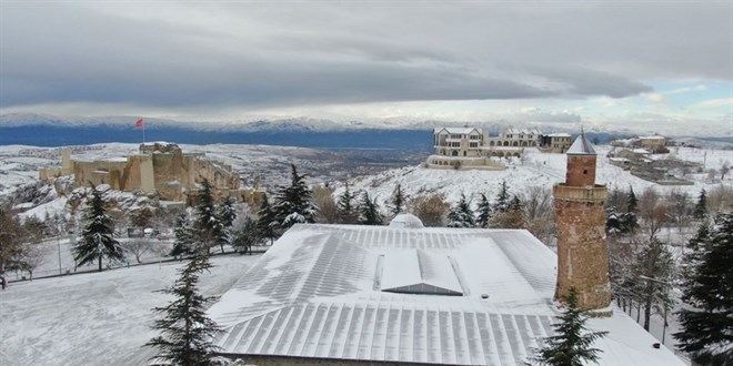 3 byk deprem gren 5 bin yllk tarihi mahallede tek ta bile dmedi