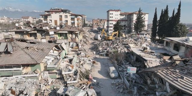 Hatay'da yıkılan 80 binada enkaz kaldırma çalışması yapılacak