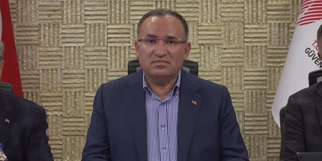 Bakan Bozdağ: Delil toplanmadan kaldırılmış tek bir enkaz yok