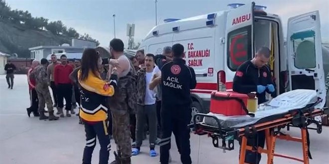 'Depremde yaralanan ve çalışma yapan personel aşılanıyor'
