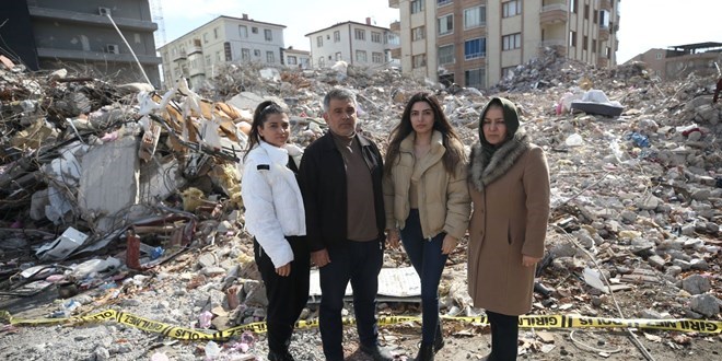 'Takma diş' ikinci depremde enkaz altında kalmaktan kurtardı
