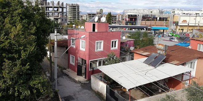'Gizemli ev' satışa çıkarıldı