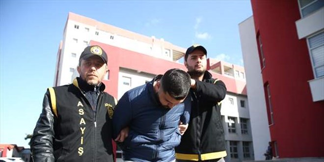 Adana'da arkadaşının tabancayla kazara vurduğunu öne sürdüğü genç öldü