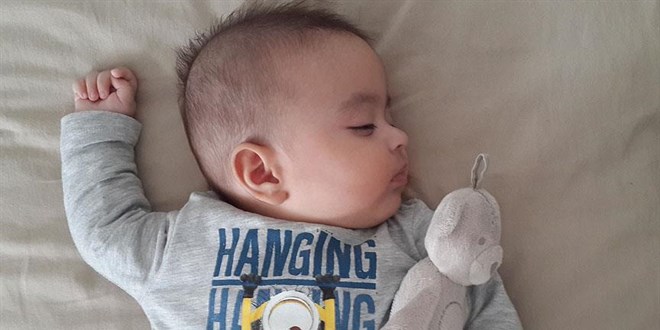 Bebeklerin geliiminde uyuduklar ortam byk nem tayor