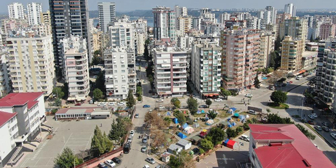 Adana'da vatandalarda apartman fobisi olutu