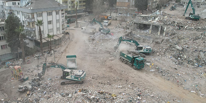 DSİ 3 bin 42 araç ve 8 bin personelle deprem bölgesinde