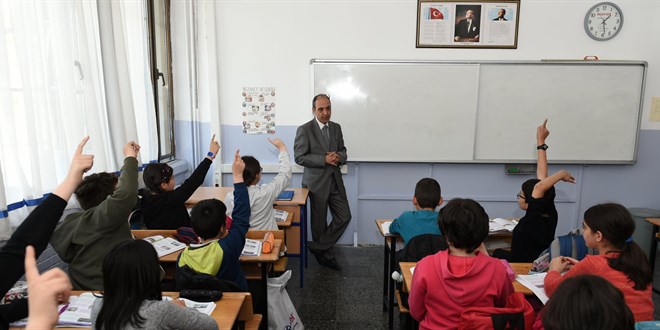 Deprem bölgesindeki 3 okul için ders zili yarın çalacak