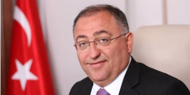 Belediye Başkanlığı'ndan uzaklaştırılan Vefa Salman milletvekili aday adaylığı için istifa etti