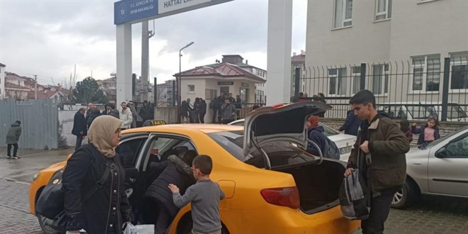 Deprem bölgesinden kaçtılar, Bolu'da depreme yakalandılar