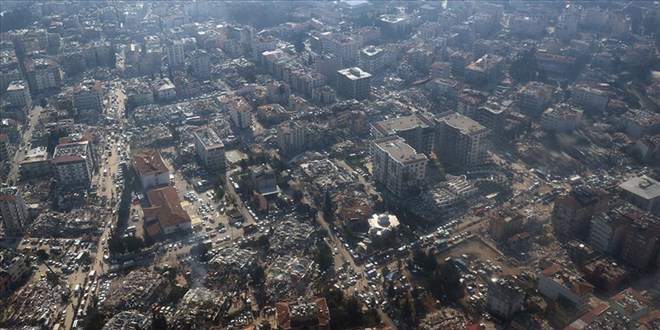 Depremlerin, Trkiye ekonomisine yk 2 trilyon lira