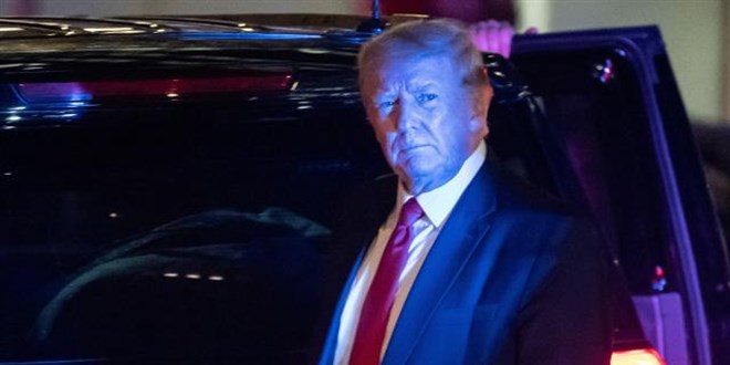 Trump, salı günü tutuklanmayı beklediğini açıkladı