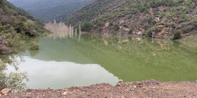 İslahiye'de depremde oluşan göl taştı, 5 köy boşaltıldı