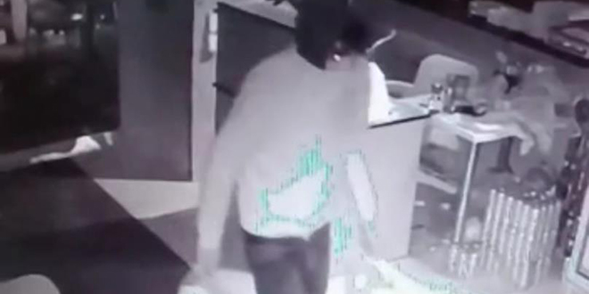 Vicdansız hırsız hasta çocuk için toplanan paraları çaldı