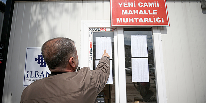 Seçmen listeleri 'konteyner muhtarlık'larda askıya çıktı