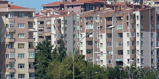 Ev sahiplerinden kiracılara evi boşaltması için para teklifi