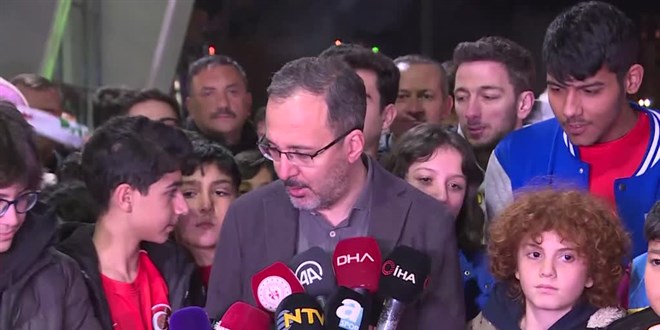 Bakan Kasapolu, Trkiye-Hrvatistan man depremzede ocuklarla izleyecek