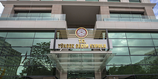 YSK, cumhurbaşkanı adaylarına itirazları karara bağlayacak