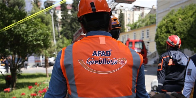 Deprem felaketi sonrası AFAD gönüllü sayısı ikiye katlandı