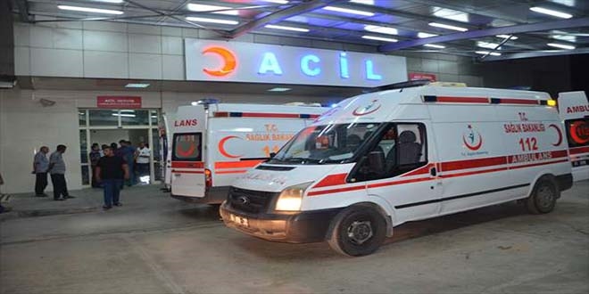 Uşak'ta tırmandığı arızalanan elektrik trafosunda akıma kapılarak düşen kişi öldü