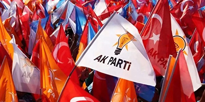 AK Parti yurt d oylar iin seferber oldu: Yzde 1,5 katk bekleniyor