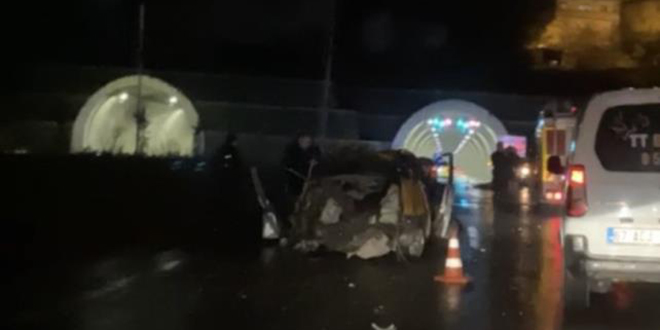Kontrolden çıkan ticari araç takla attı: 1 ölü, 2 yaralı