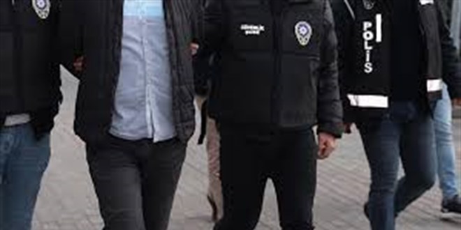 İstanbul merkezli FETÖ operasyonlarında 32 kişi yakalandı