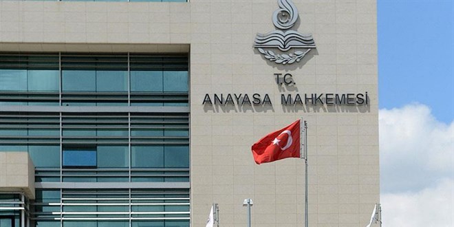 Anayasa Mahkemesi Başkanvekilliği'ne Gökcan yeniden seçildi