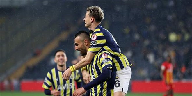 Fenerbahçe Türkiye Kupası'nda rakibini yenerek adını yarı finale yazdırdı
