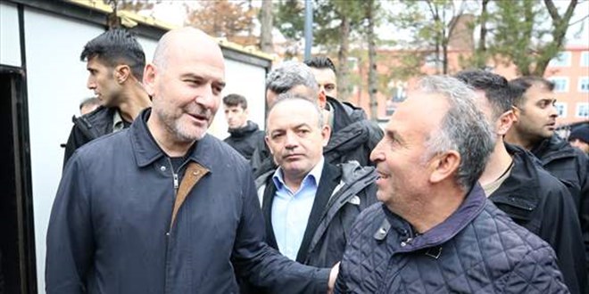 'Deprem evlerimizi yıktı ama birliğimizi ve beraberliğimize halel getiremez'